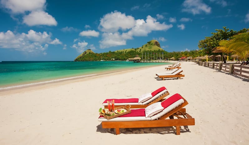 Sandals Grande St Lucian Spa & Beach Resort-Beach Sunbeds